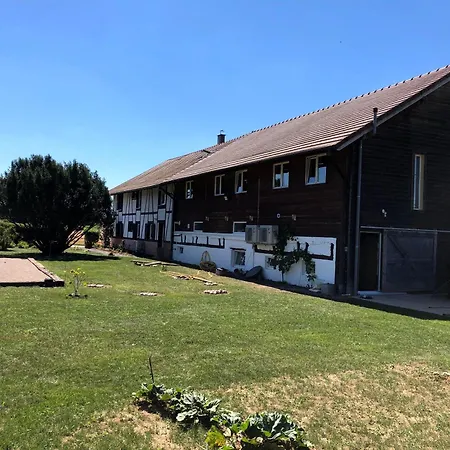Holiday home Domaine Des4 Roses
